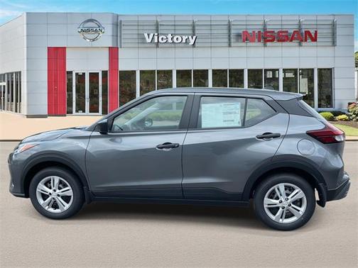2025 Nissan Kicks S