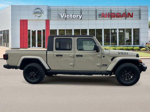 Limited Edition Gobi Clearcoat 2022 Jeep Gladiator Willys 4x4