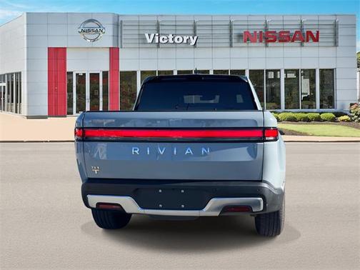 2022 Rivian R1T Adventure