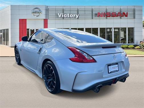 2017 Nissan 370Z NISMO Tech