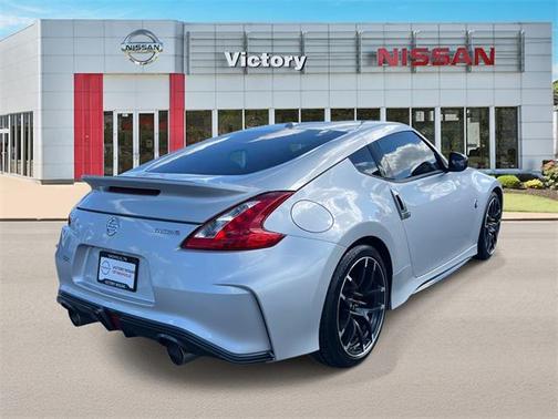 2017 Nissan 370Z NISMO Tech