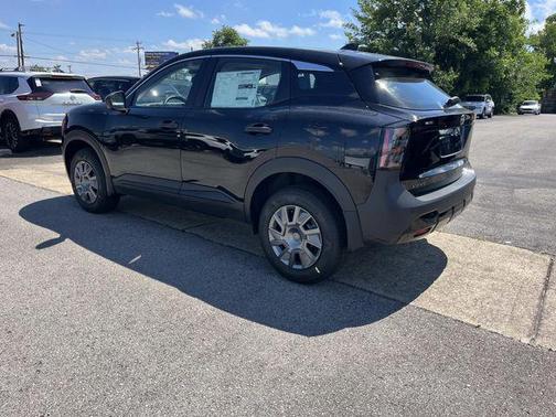 Super Black 2026 Nissan Kicks S