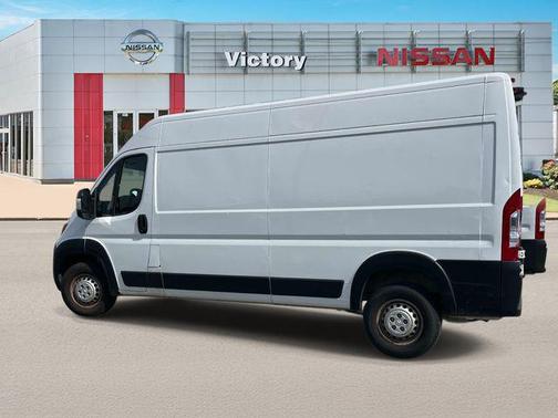 Bright White Clearcoat 2025 RAM ProMaster 2500 Tradesman