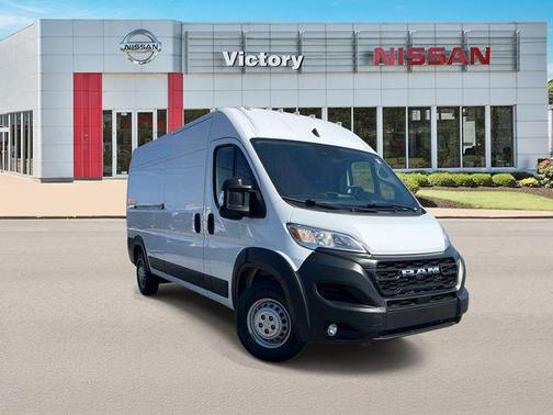 Bright White Clearcoat 2025 RAM ProMaster 2500 Tradesman