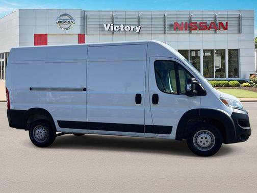 Bright White Clearcoat 2025 RAM ProMaster 2500 Tradesman