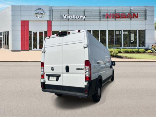 Bright White Clearcoat 2025 RAM ProMaster 2500 Tradesman