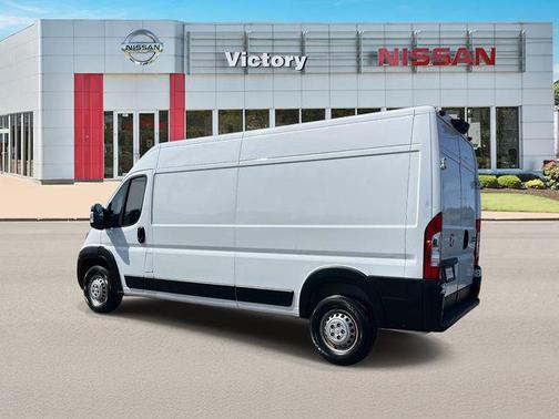 Bright White Clearcoat 2025 RAM ProMaster 2500 Tradesman