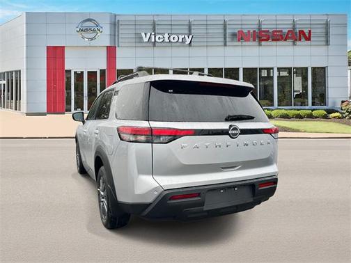 2025 Nissan Pathfinder SV FWD