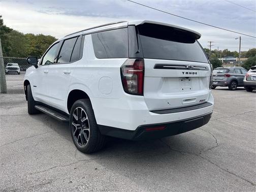 2023 Chevrolet Tahoe 4WD RST