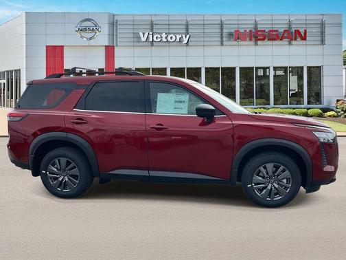 2026 Nissan Pathfinder SV