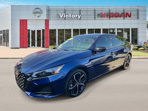 Deep Blue Pearl 2023 Nissan Altima SR FWD