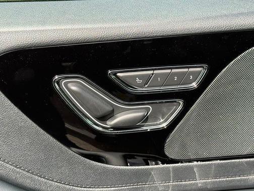 Infinite Black Metallic Clearcoat 2026 Lincoln Aviator Premiere