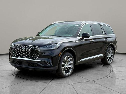 Infinite Black Metallic Clearcoat 2026 Lincoln Aviator Premiere