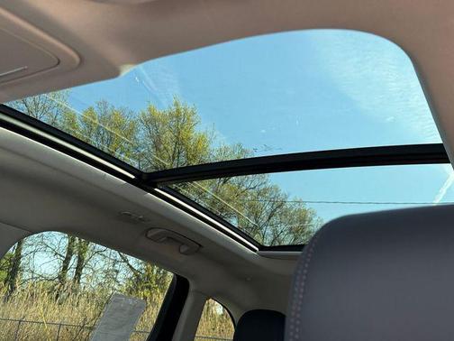 Whisper Blue Metallic Clearcoat 2026 Lincoln Nautilus Reserve
