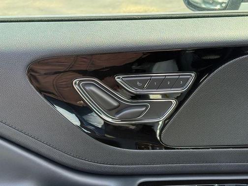 Pristine White Metallic Tri-Coat 2026 Lincoln Aviator Premiere