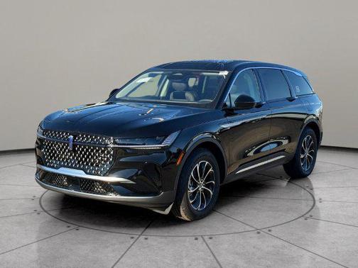 Infinite Black Metallic Clearcoat 2026 Lincoln Nautilus Premiere