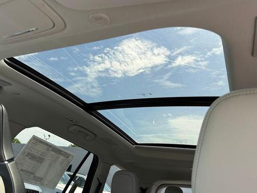 Whisper Blue Metallic Clearcoat 2026 Lincoln Aviator Reserve AWD