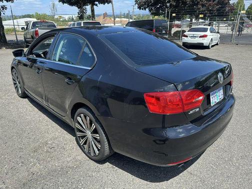 Black Uni 2013 Volkswagen Jetta SE