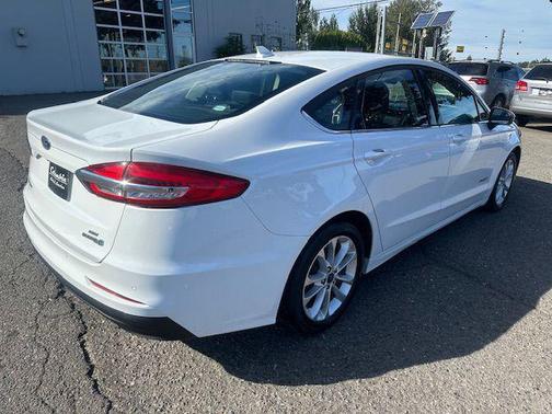 2019 Ford Fusion Hybrid SE