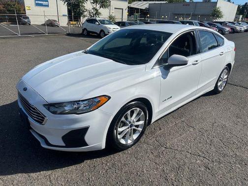 2019 Ford Fusion Hybrid SE