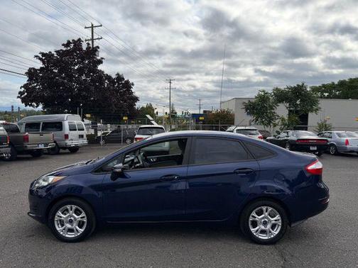 2016 Ford Fiesta SE