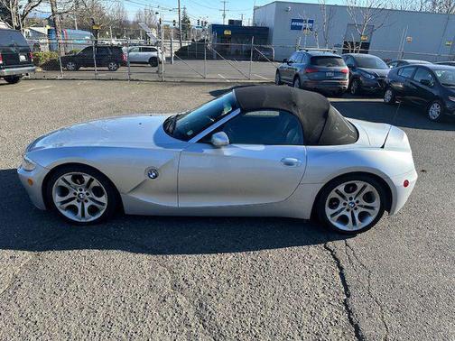2005 BMW Z4 3.0i Roadster