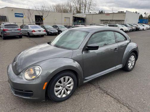 2014 Volkswagen Beetle Auto 1.8T Entry