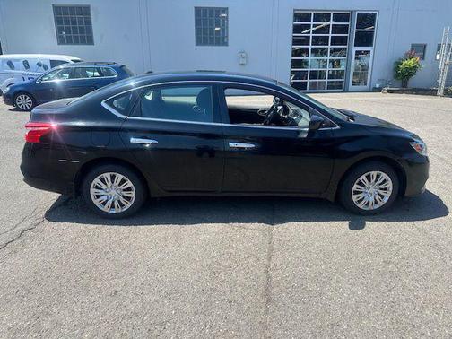 2017 Nissan Sentra SV