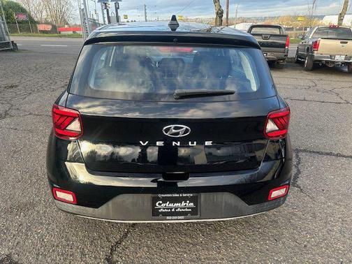 2021 Hyundai VENUE SE