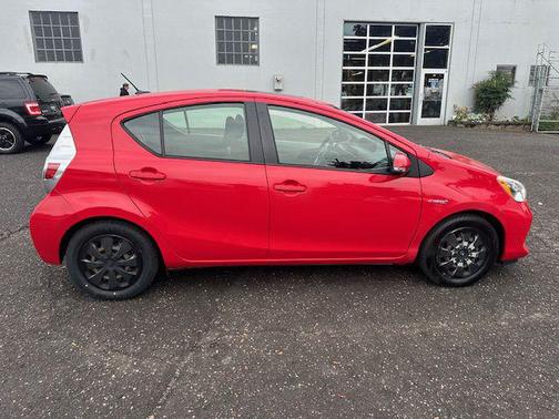 2013 Toyota Prius c Two
