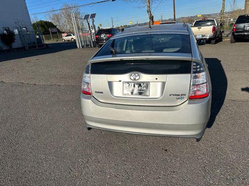 2004 Toyota Prius Base