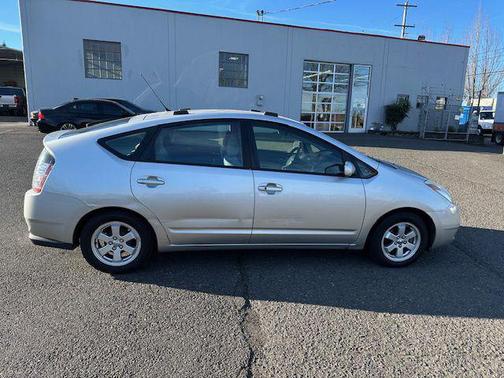 2004 Toyota Prius Base