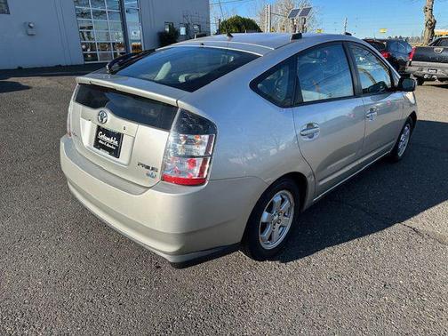 2004 Toyota Prius Base