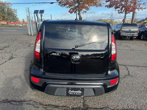 2013 Kia Soul Base