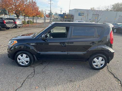 2013 Kia Soul Base