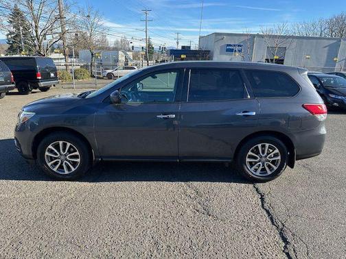2013 Nissan Pathfinder S