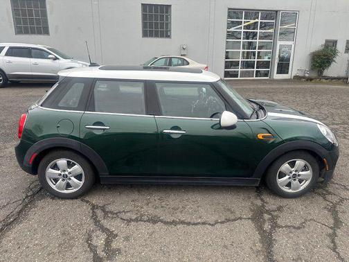 2015 MINI Hardtop Cooper
