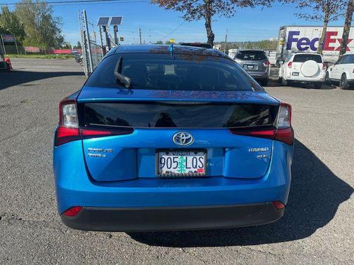 2019 Toyota Prius XLE