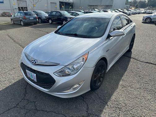 2015 Hyundai SONATA Hybrid Limited