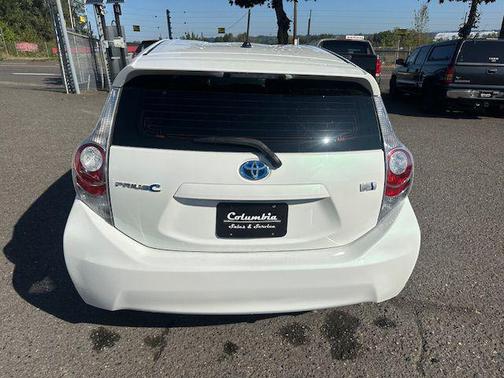 2014 Toyota Prius c Two
