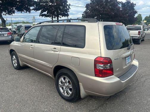 2004 Toyota Highlander Base