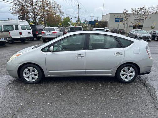 Millennium Silver Metallic 2005 Toyota Prius Base