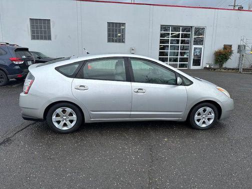 Millennium Silver Metallic 2005 Toyota Prius Base
