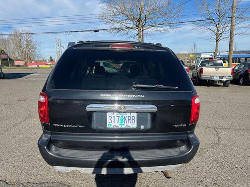 2006 Chrysler Town & Country Touring