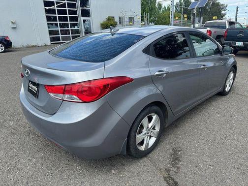 Titanium Gray Metallic 2013 Hyundai ELANTRA GLS