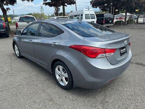 Titanium Gray Metallic 2013 Hyundai ELANTRA GLS