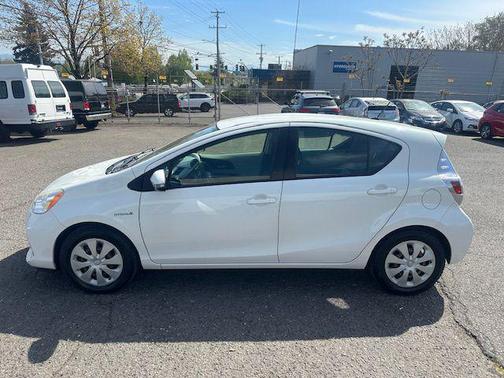 Super White 2012 Toyota Prius c Two