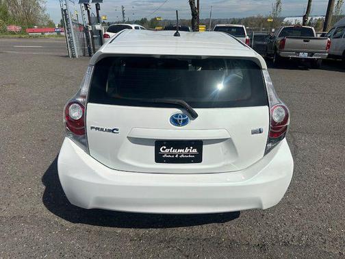 Super White 2012 Toyota Prius c Two