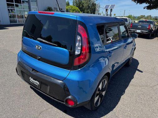 Caribbean Blue 2016 Kia Soul +