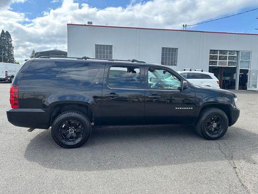 2014 Chevrolet Suburban 1500 LT